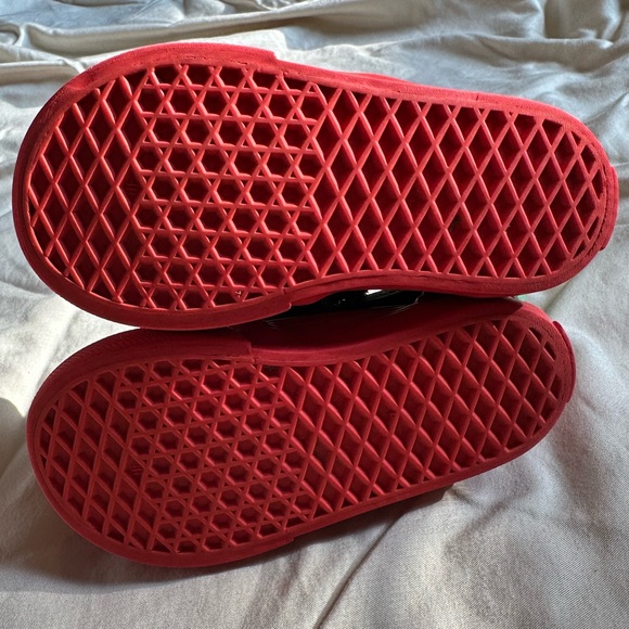 VANS strawberry velcro / slip on shoes 🍓 - Picture 8 of 9